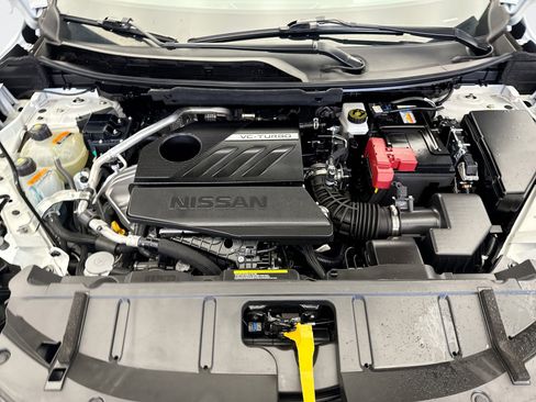 Used 2025 Nissan Rogue SL w/ Tech Package image 22