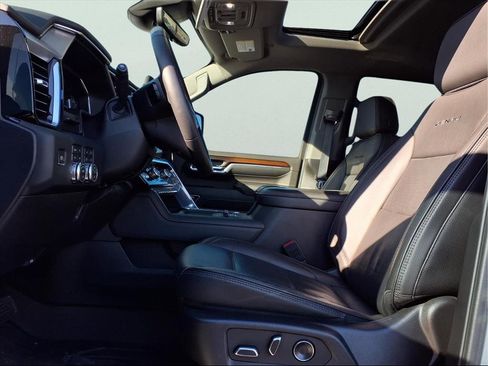 Used 2024 GMC Sierra 2500 Denali w/ Denali Reserve Package image 23