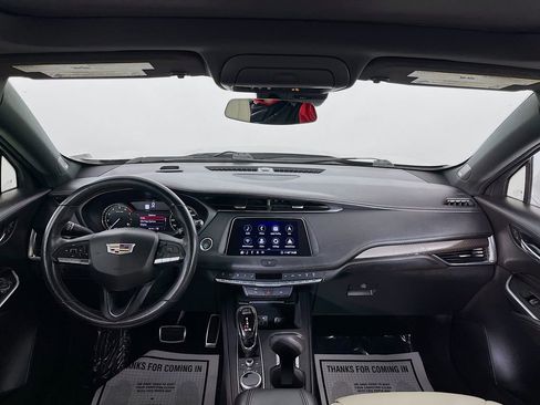 Used 2020 Cadillac XT4 Sport w/ Driver Awareness Package AWD/4WD image 12