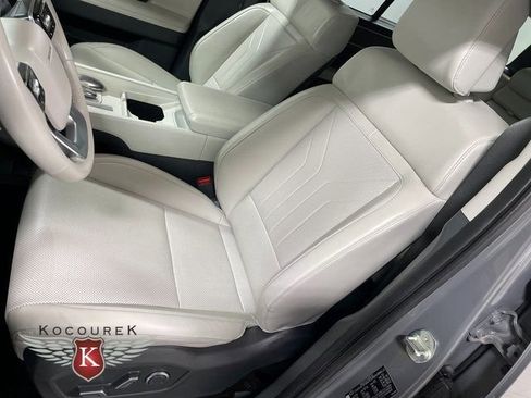 Used 2024 Hyundai Santa Fe SEL image 13