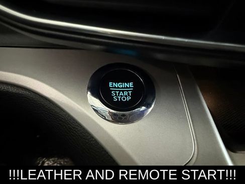 Used 2023 Ford Explorer XLT w/ Equipment Group 202A AWD/4WD image 31