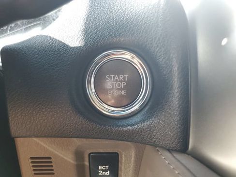 Used 2022 Lexus GX 460 Luxury w/ Accessory Package AWD/4WD image 25