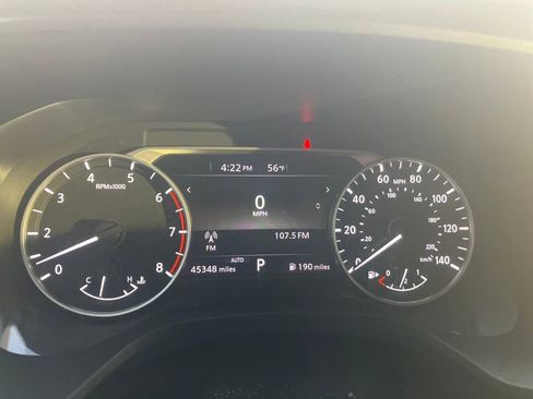 Used 2021 Nissan Rogue SV image 12