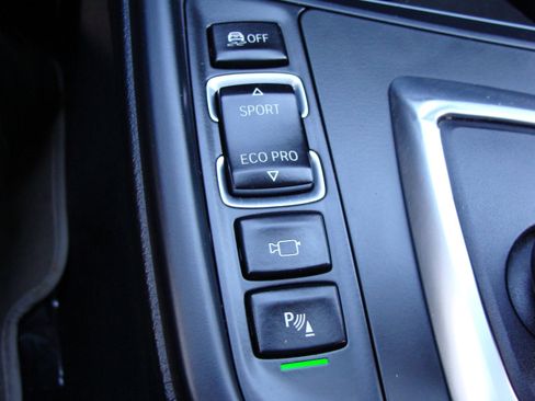 Used 2015 BMW 328i xDrive Sedan AWD/4WD image 29