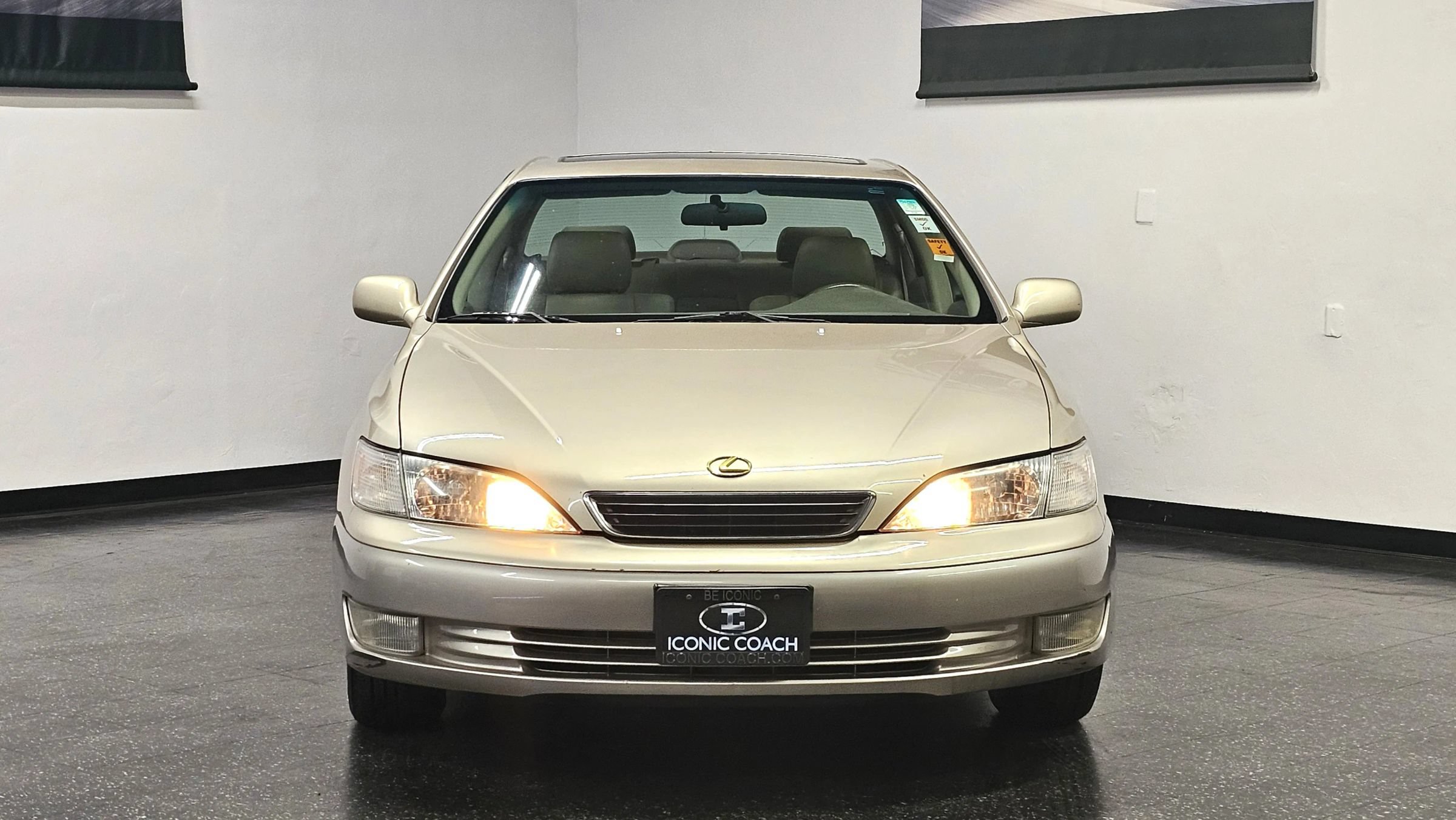 Used 1999 Lexus ES 330 FWD image 3