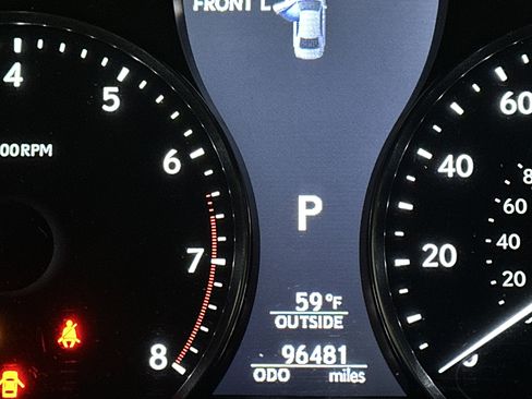 Used 2014 Lexus LS 460 AWD w/ Comfort Package image 28