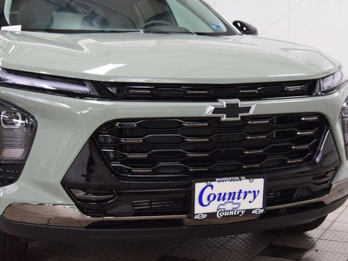 New 2026 Chevrolet Trax ACTIV w/ Driver Confidence Package FWD image 13