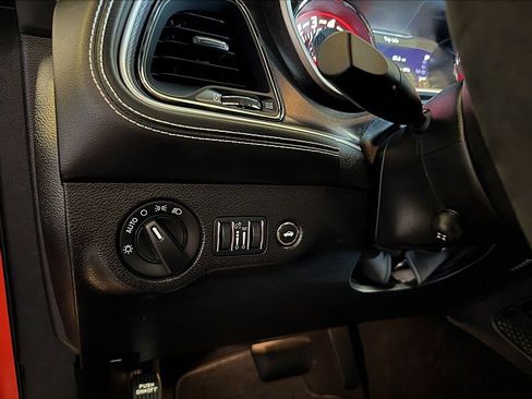 Used 2023 Dodge Challenger SRT Hellcat w/ Driver Convenience Group RWD image 12