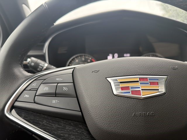 Certified 2023 Cadillac XT5 Premium Luxury FWD image 27