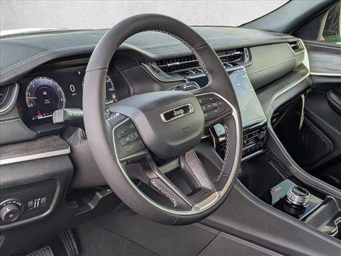 New 2025 Jeep Grand Cherokee L Limited w/ Trailer Tow Package image 3