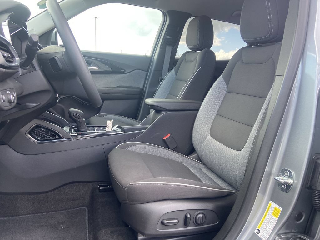 Certified 2023 Chevrolet TrailBlazer LT w/ Convenience Package FWD image 19