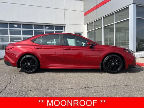 Used 2025 Toyota Camry SE w/ Multimedia Upgrade Package image 1