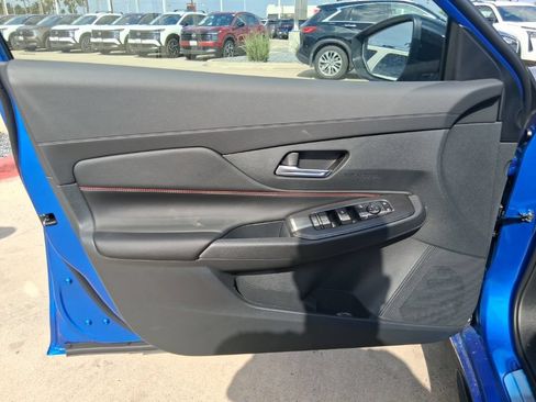 New 2026 Nissan Sentra SR w/ Floor Mat Package FWD image 22