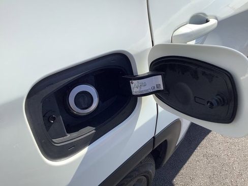 Used 2021 Jeep Compass 80th Special Edition w/ Driver Assistance Group image 31