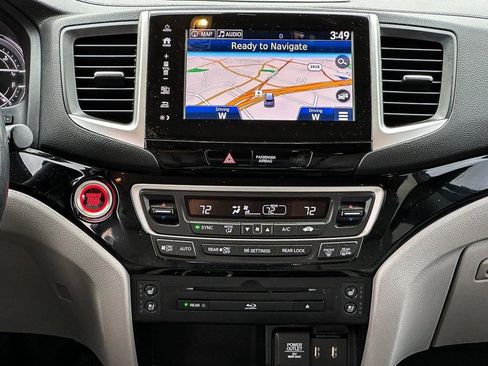 Used 2017 Honda Pilot Elite image 27