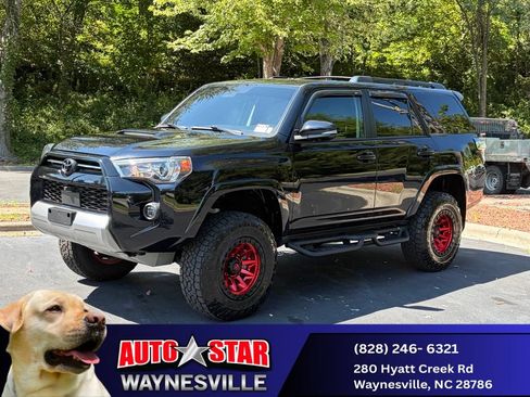 Used 2024 Toyota 4Runner TRD Off-Road Premium w/ 4Runner Black Package (TMS) AWD/4WD image 7