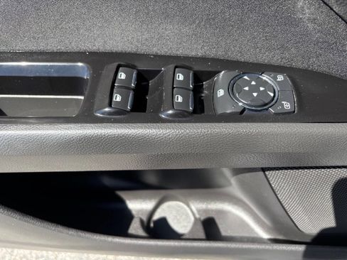 Used 2016 Ford Fusion SE FWD image 20