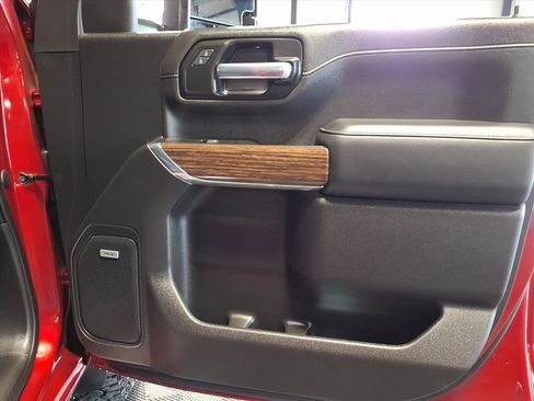 Used 2023 Chevrolet Silverado 2500 High Country w/ Technology Package image 11