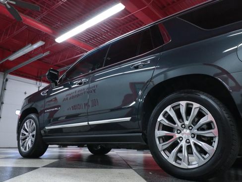 Used 2022 GMC Yukon Denali w/ Denali Premium Package image 42
