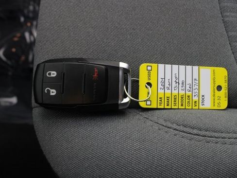 Used 2024 RAM 2500 Big Horn w/ Bed Utility Group image 7