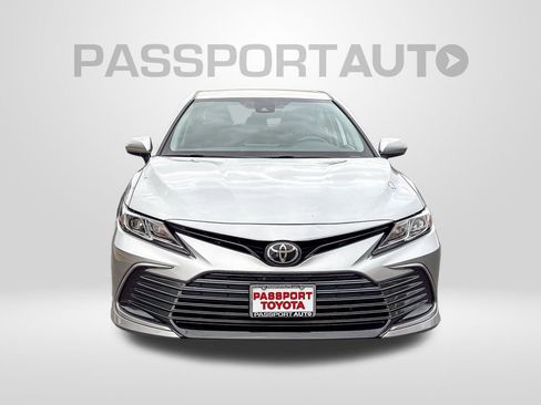 Used 2023 Toyota Camry LE image 10