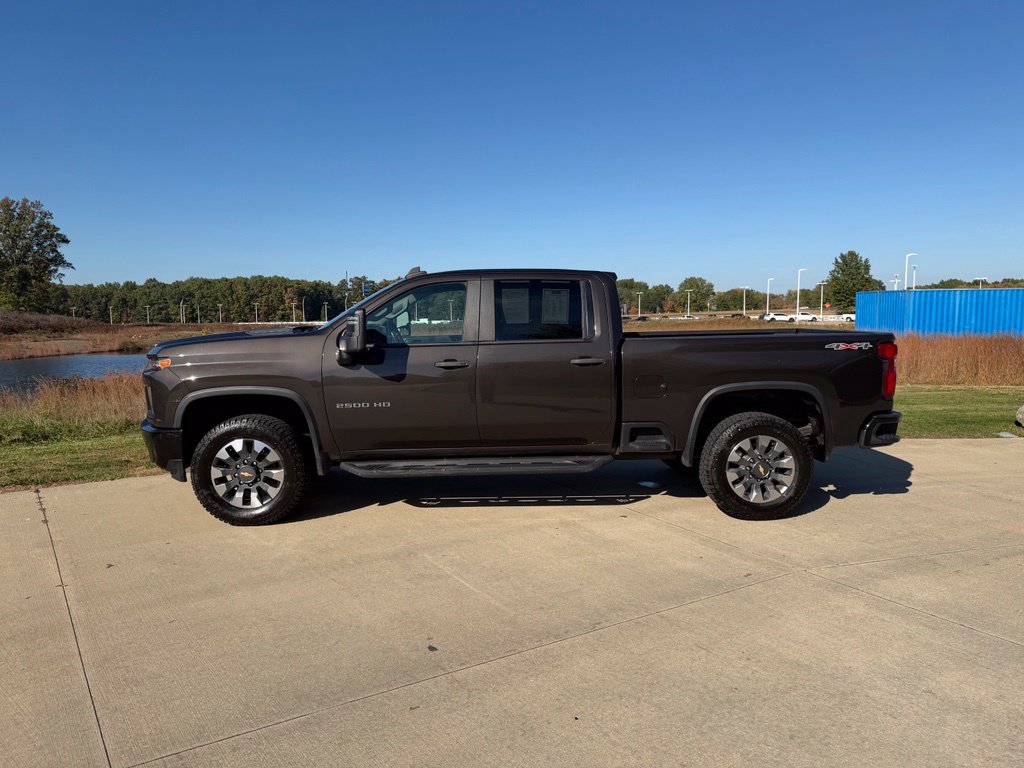Used 2021 Chevrolet Silverado 2500 Custom w/ Custom Value Package AWD/4WD image 6