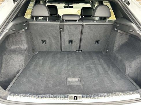 Used 2024 Audi Q3 2.0T Premium image 16