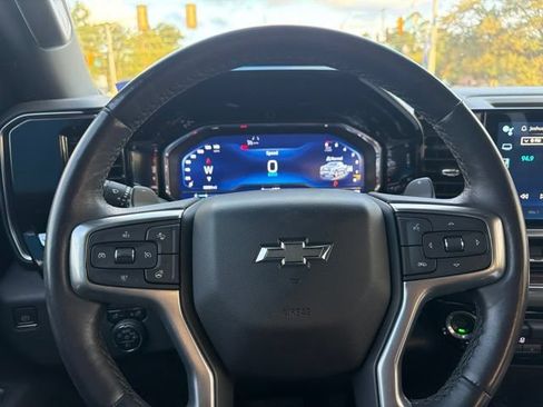 Used 2023 Chevrolet Silverado 1500 RST AWD/4WD image 11