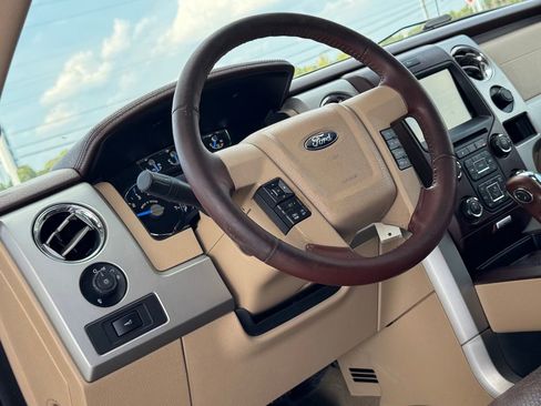 Used 2013 Ford F150 King Ranch w/ King Ranch Luxury Pkg image 4