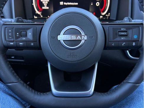 Used 2022 Nissan Rogue Platinum w/ Head-Up Display Package image 10