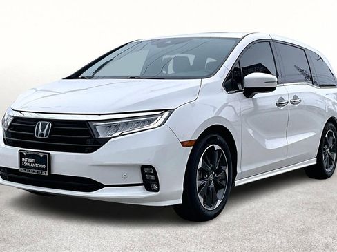 Used 2023 Honda Odyssey Elite image 14