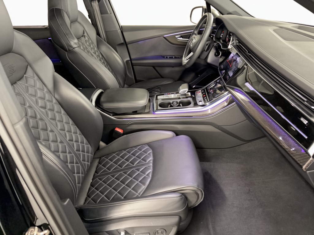 Certified 2023 Audi SQ7 Premium Plus w/ Executive Package AWD/4WD image 30