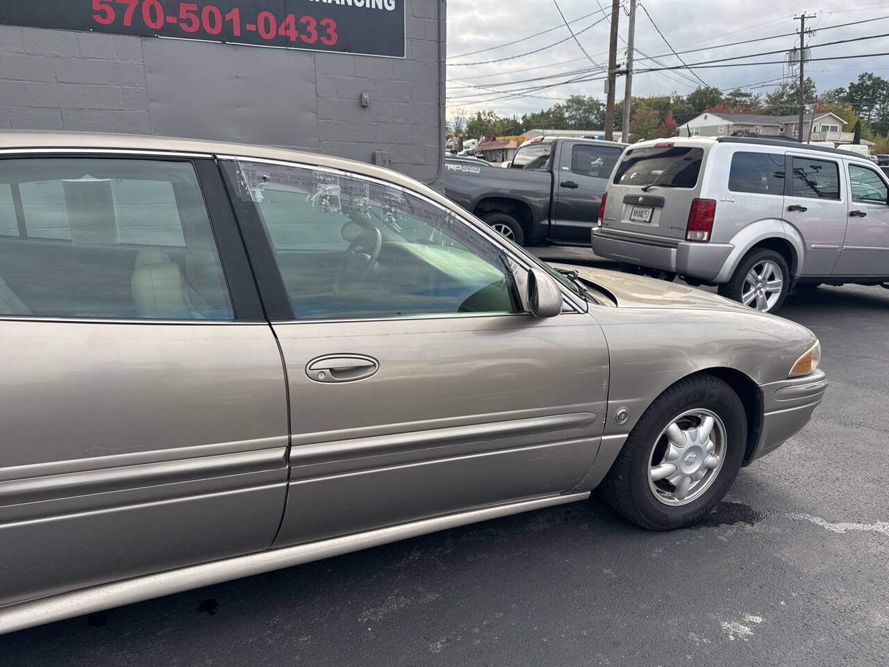 Used 2001 Buick Le Sabre Custom w/ Luxury Pkg FWD image 9