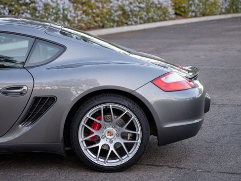 Used 2008 Porsche Cayman S Sport image 16