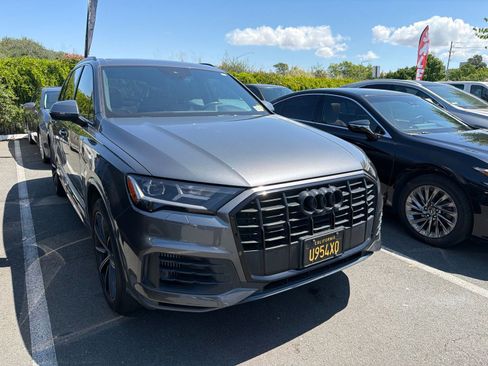 Used 2020 Audi Q7 3.0T Premium Plus w/ Premium Plus Package AWD/4WD image 2