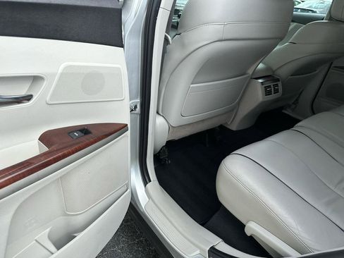 Used 2009 Toyota Venza AWD image 20