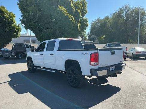 Used 2014 GMC Sierra 2500 SLE image 6