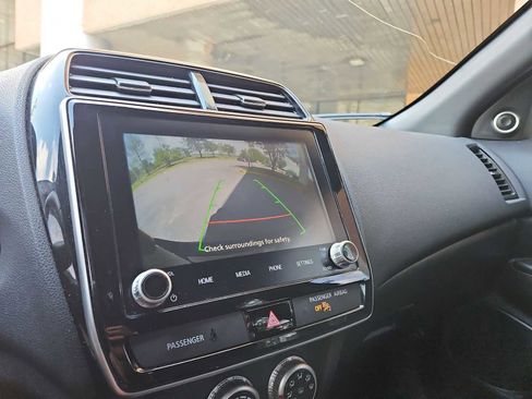 Used 2020 Mitsubishi Outlander Sport Black Edition FWD image 29