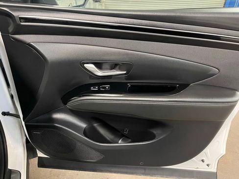 Used 2022 Hyundai Tucson Limited AWD/4WD image 11