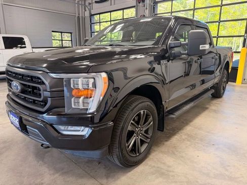 Used 2022 Ford F150 XLT w/ Equipment Group 302A High AWD/4WD image 4