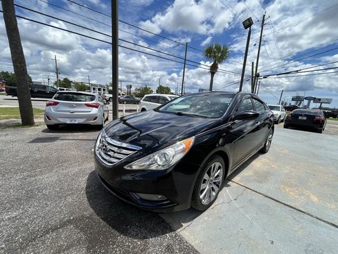 Used 2011 Hyundai Sonata SE FWD image 3