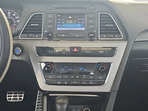 Used 2015 Hyundai Sonata Sport 2.0T image 16