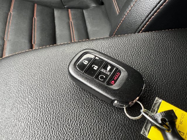 Used 2024 Honda CR-V Sport Touring image 30