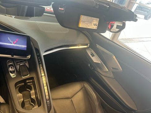 Used 2024 Chevrolet Corvette Stingray w/ Z51 Performance Package image 11