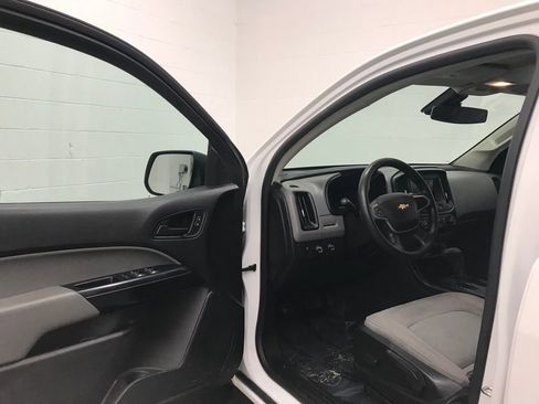 Used 2020 Chevrolet Colorado W/T w/ WT Convenience Package image 11