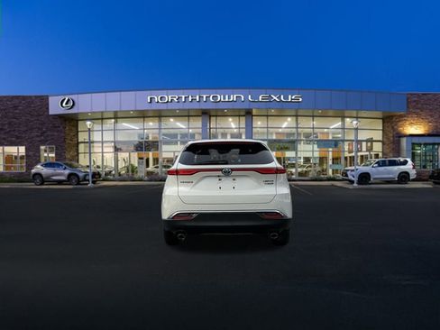 Used 2022 Toyota Venza Limited w/ Advanced Technology Package image 21