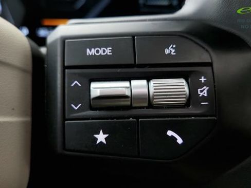 Used 2025 Kia K4 GT-Line Turbo FWD image 62