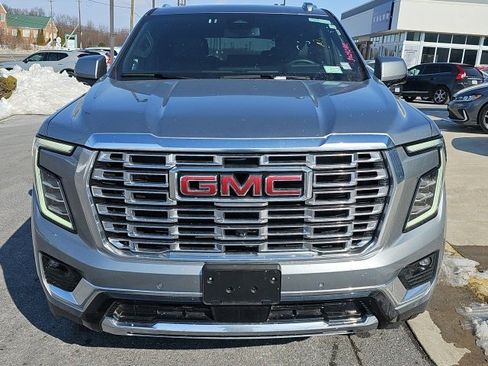 Used 2025 GMC Yukon Denali image 2