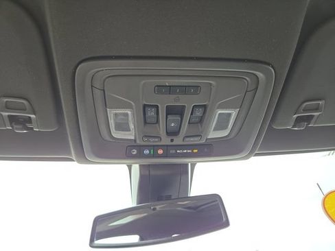 Used 2023 GMC Sierra 2500 Denali AWD/4WD image 29