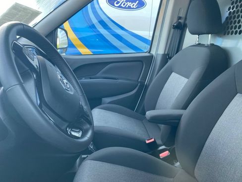Used 2022 RAM ProMaster City Tradesman FWD image 14